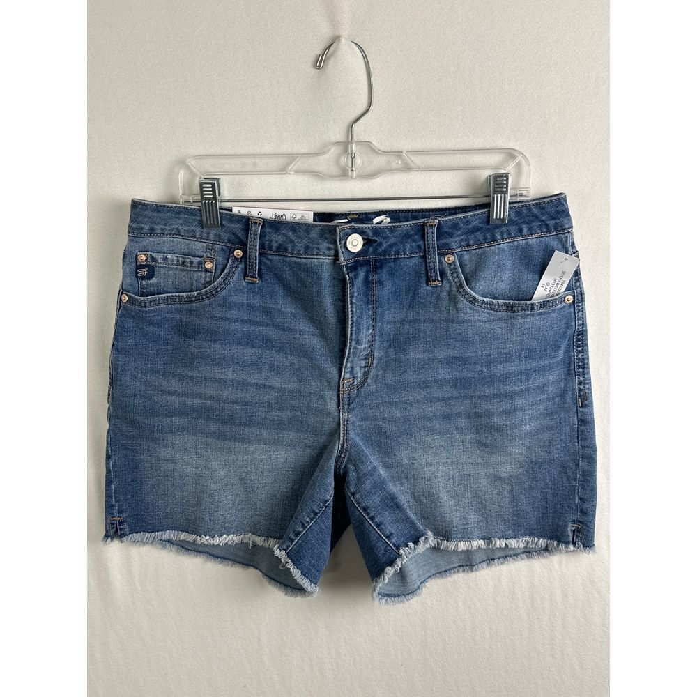Seven7 Shorts Women's 14 Weekend Jeans Shorts NWT‎